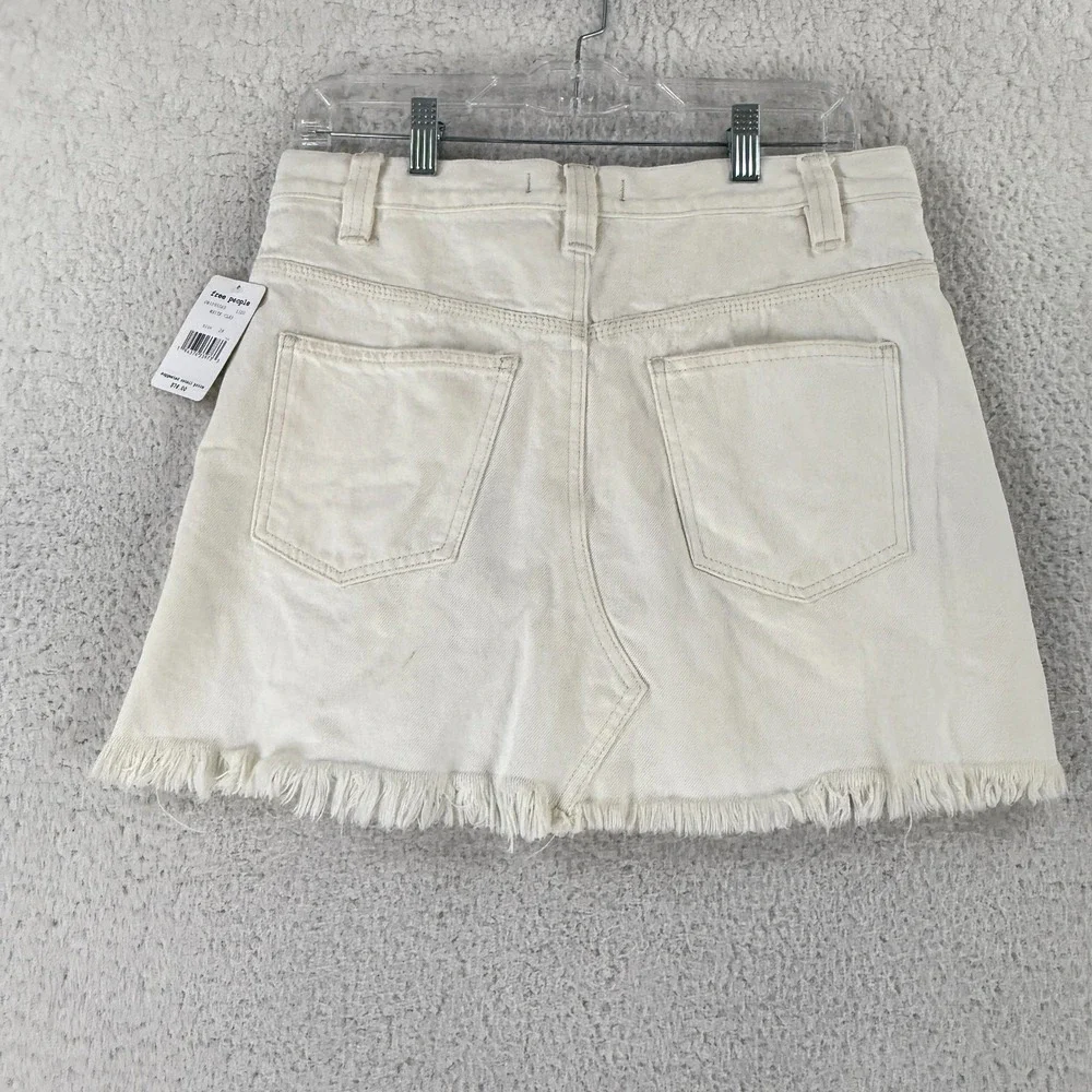 Free‎ People Side Car Mini Skirt Womens Size 28 White Denim Frayed Hem Casual - Picture 8 of 16